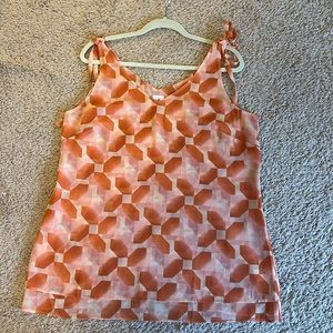 Beautiful cabi longer sleeveless blouse